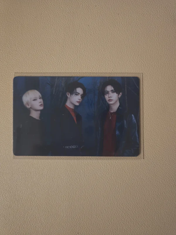 ENHYPEN WORLD TOUR WALK THE LINE Trading Card