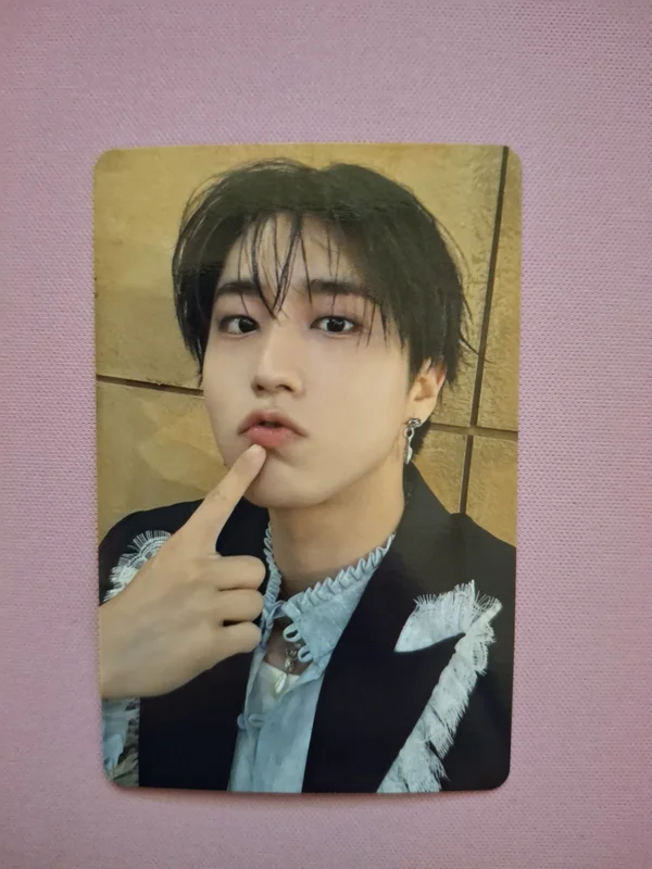 Hollow TOWER RECORDS