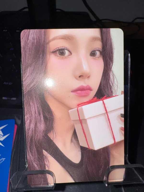 2024 PINK CHRISTMAS PHOTO CARD RANDOM PACK
