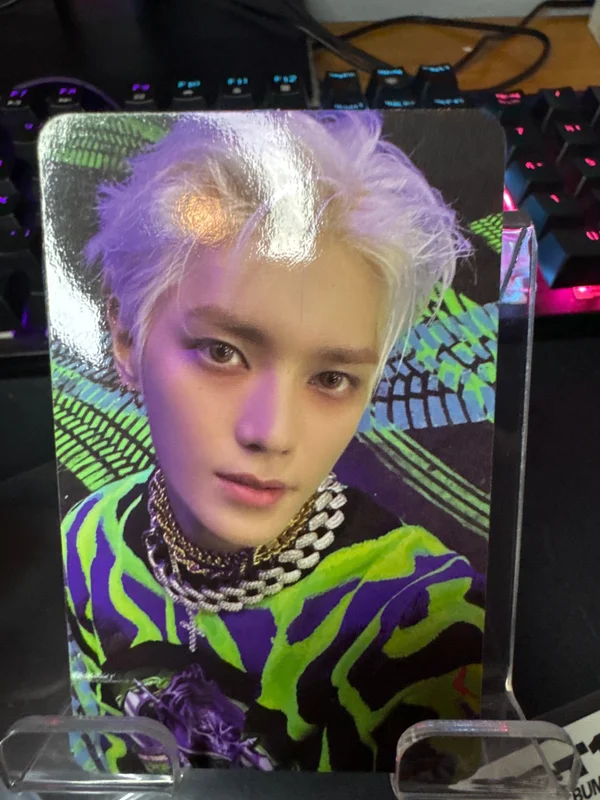 2 Baddies Photobook Ver. KR Ver.