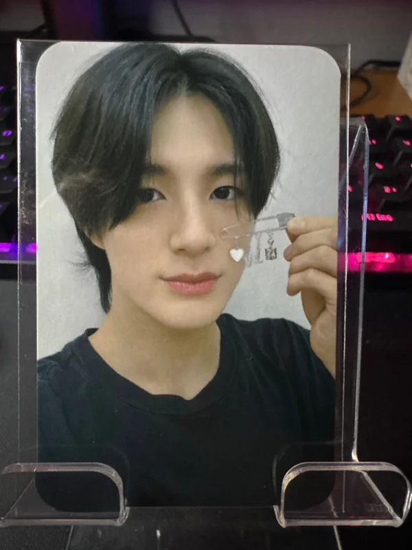 JENO ARTIST BIRTHDAY CARD
