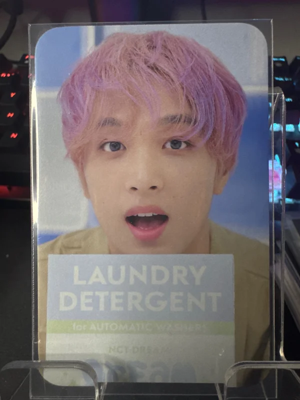 DREAM LAUNDRY SHOP PHOTO HOLDER & STICKER
