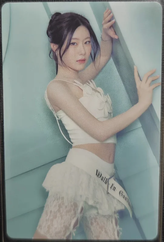 ITZY Chaeryeong Motto POCAALBUM A Ver.