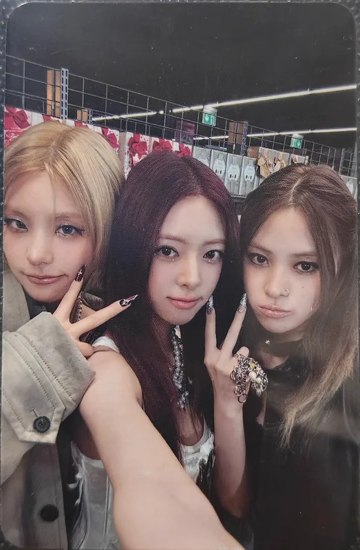 ITZY Unit photocard TUNNEL VISION