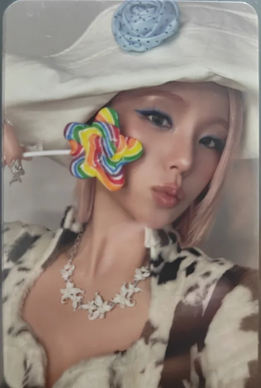 Itzy Yeji Motto Photobook Ver. Photocard