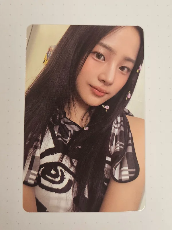 Minji|Get Up Bunny Beach Bag ver.