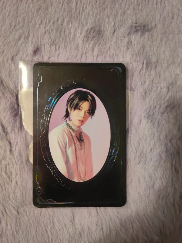 RESONANCE Pt.1 YEARBOOK CARD