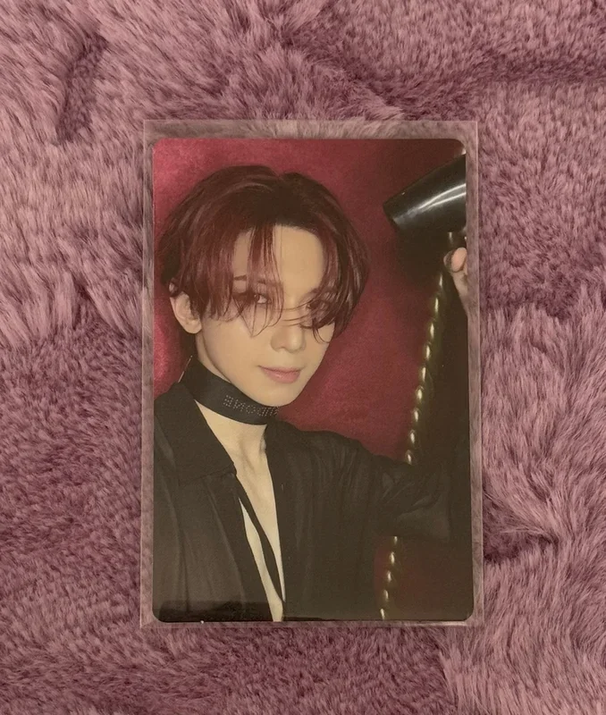 GOLDEN HOUR : Part.3 THIRST Ver. hello82 POP-UP Exclusive