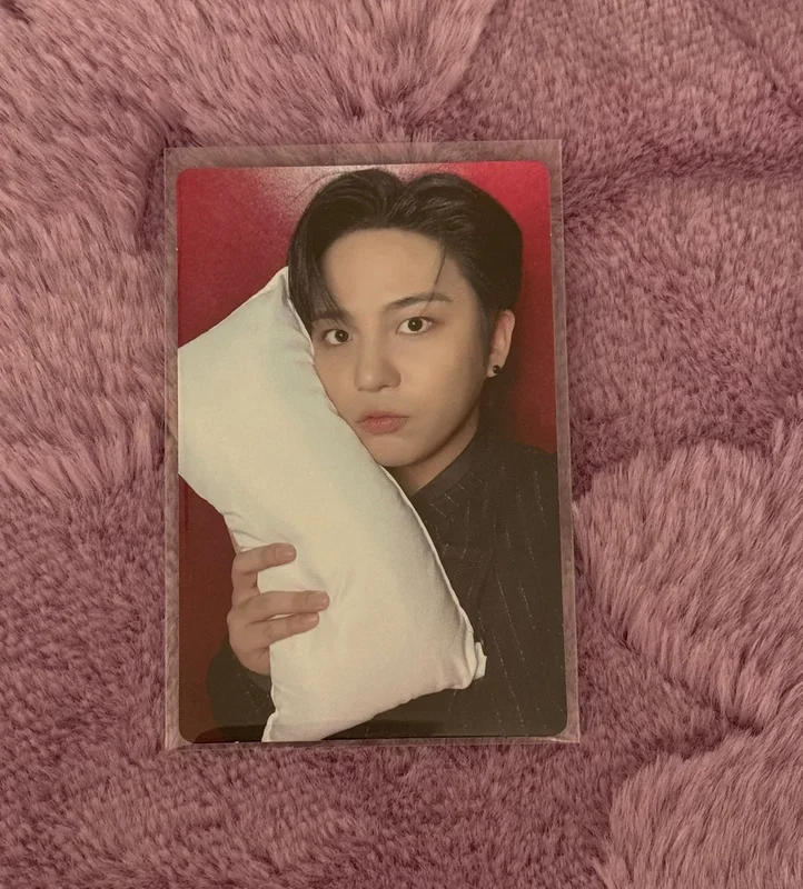 GOLDEN HOUR : Part.3 HEAT Ver. hello82 POP-UP Exclusive