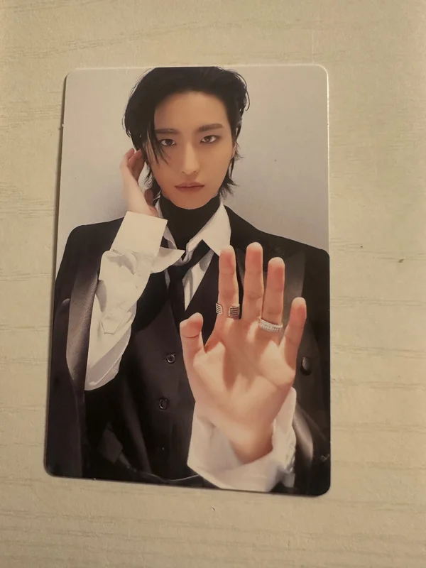 GOLDEN HOUR : Part.1 US Exclusive