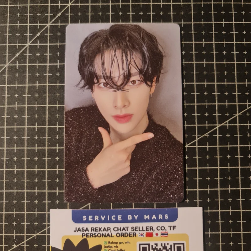 BLUE PARADISE POP-UP STORE RANDOM TRADING CARD SET Doctor! Doctor! ver.