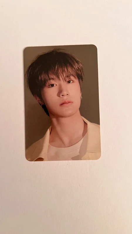THE FIRST STEP : CHAPTER ONE WHITE ver.