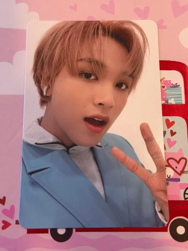Universe Photo Book Ver.