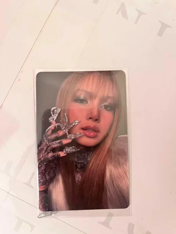 BLACKPINK LISA 'LALISA APPLEWOOD SIGNATURE LIMITED EDITION