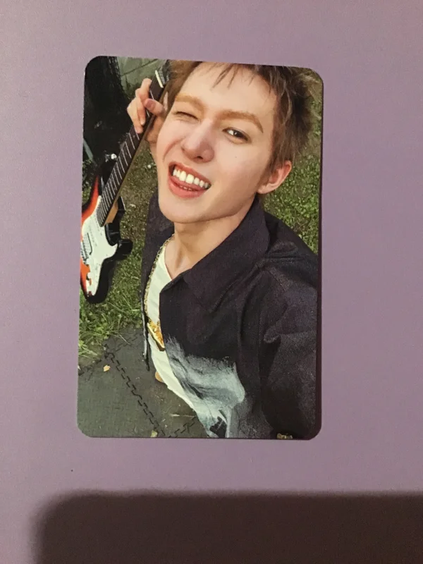 COLOR OUTSIDE THE LINES Weverse Albums B ver.