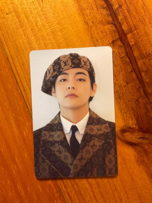 DICON PHOTOCARD 101 : CUSTOM BOOK / BEHIND BTS since 2018 (2018-2021 in USA)