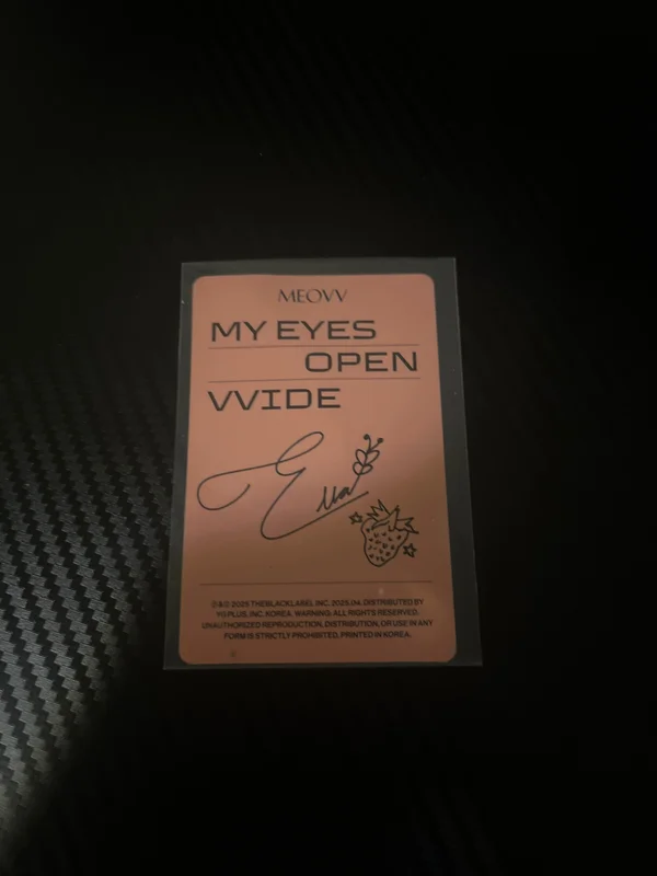 MY EYES OPEN VVID PHOTOBOOK ver. GRILL ver.