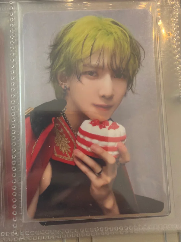 THE WORLD EP.FIN : WILL VINYL VER. hello82