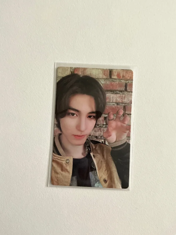 1st EP [WHY..] LETTER ver.