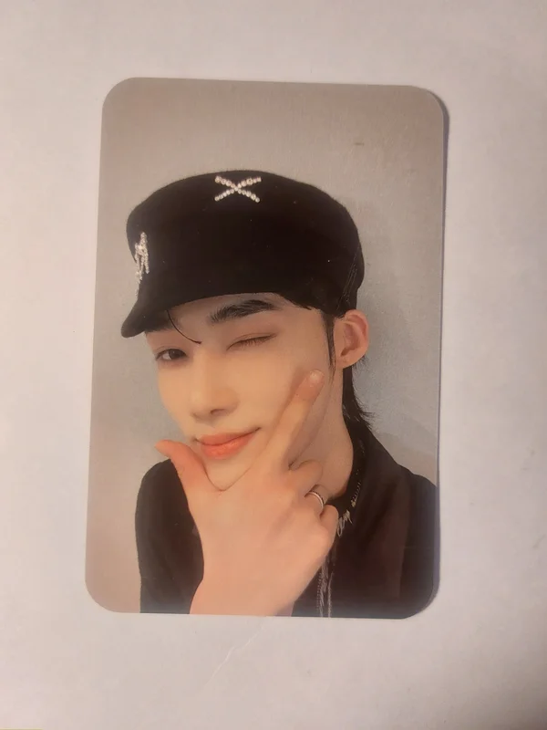 THE BOYZ WORLD TOUR : THE B-ZONE IN EUROPE PHOTOCARD SET