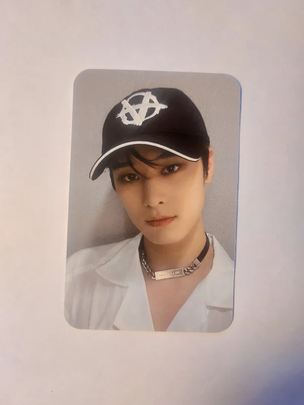 THE BOYZ WORLD TOUR : THE B-ZONE IN EUROPE PHOTOCARD SET