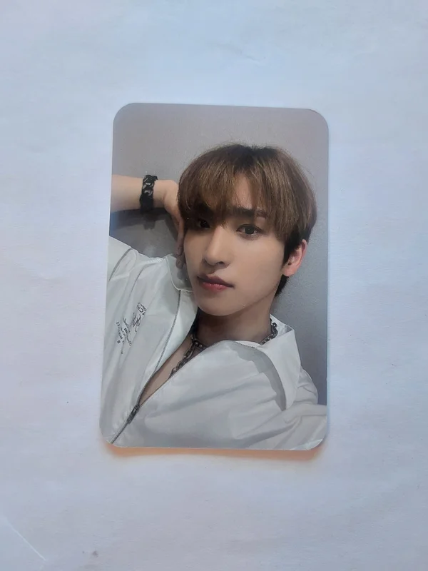 THE BOYZ WORLD TOUR : THE B-ZONE IN EUROPE PHOTOCARD SET