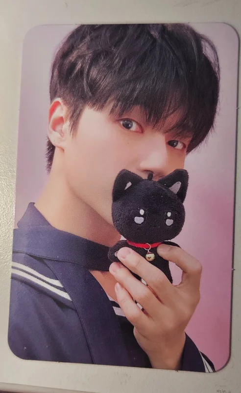 ATEEZ X ANITEEZ ADVENTURE POP-UP STORE ANITEEZ IN ILLUSION PLUSH KEYRING