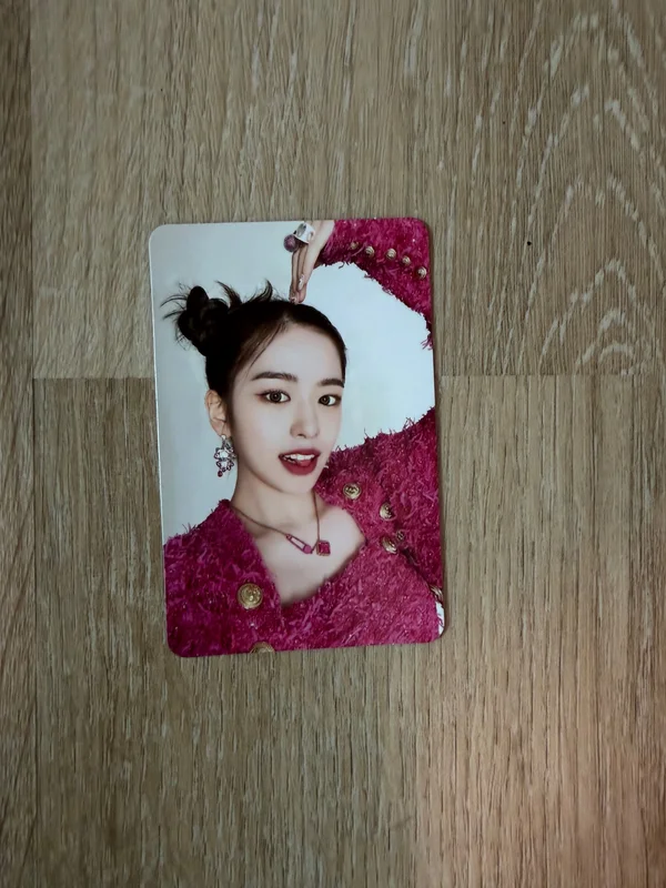 Ive Love Dive Jewel Case Ver. Yujin