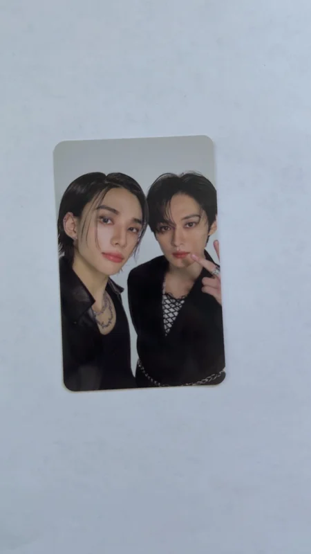 Hyunjin & Leeknow ATE unit card