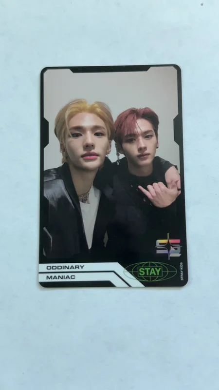 Hyunjin & Leeknow Oddinary unit photocard