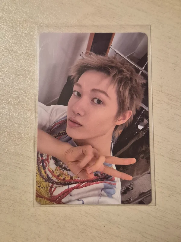 COLOR OUTSIDE THE LINES Scene 1 ver.