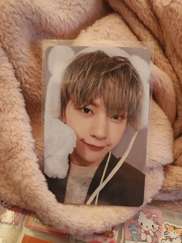 MELTING POINT Digipack ver. MAKESTAR