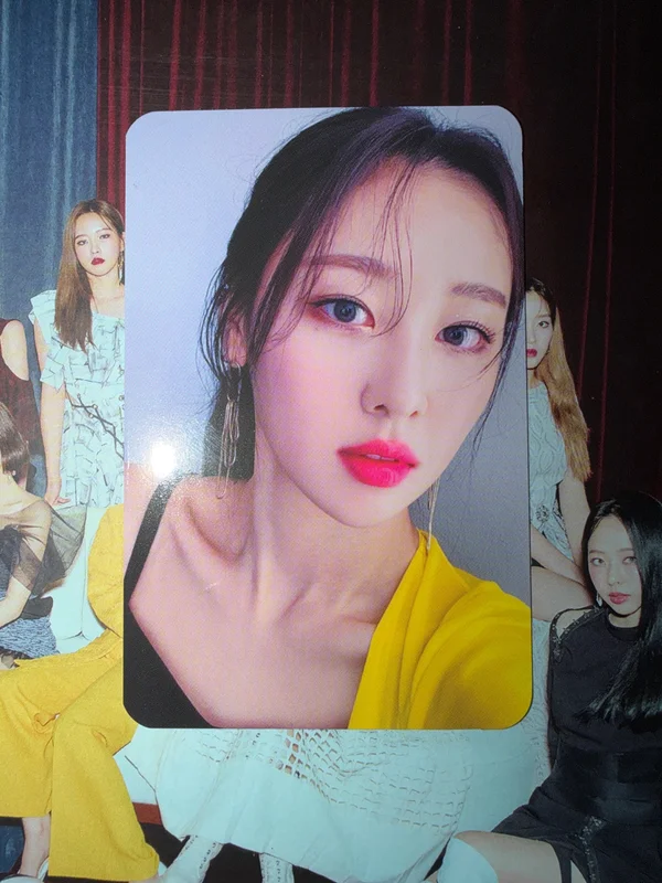 Loona Yves [&] A vers