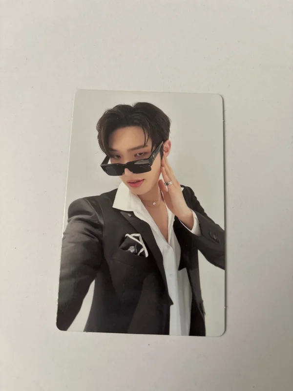 GOLDEN HOUR : Part.1 US Exclusive