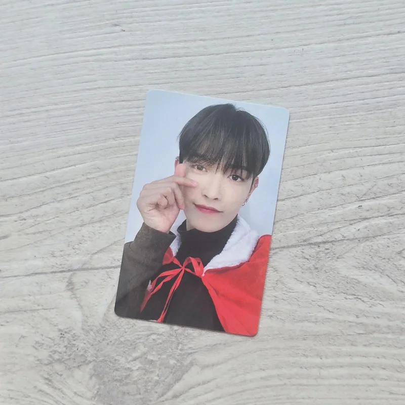 ATEEZ x KAURA 2023 CHRISTMAS POCA SET