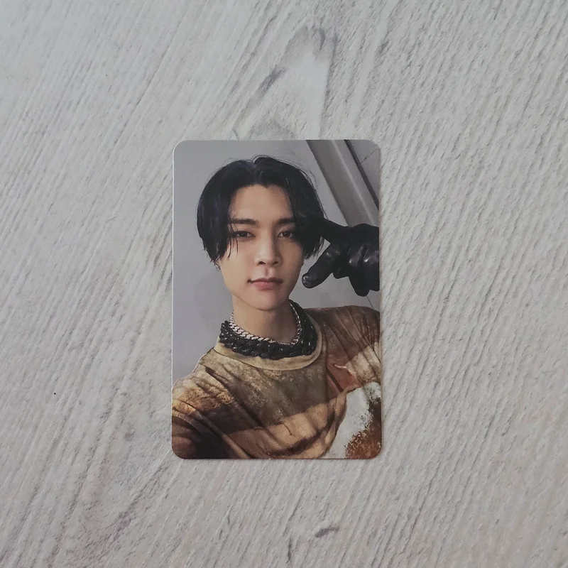 2 Baddies Photobook Ver. KR Ver.