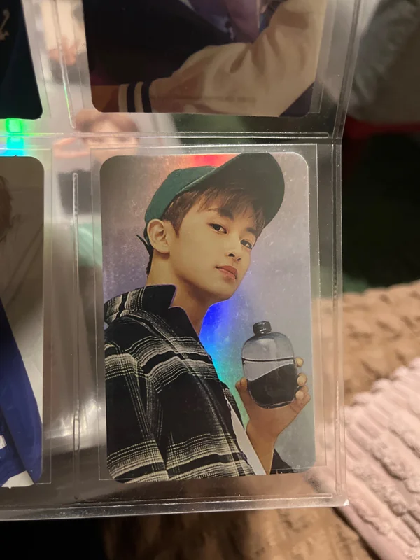 NCT 2018 EMPATHY HOLOGRAM PHOTOCARD PACK