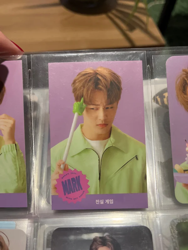 2021 SEASON'S GREETINGS