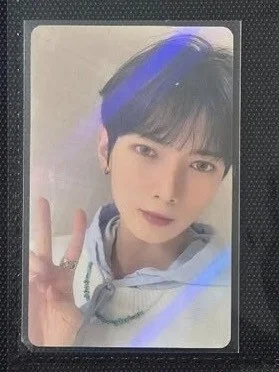 ATEEZ 1ST PHOTOBOOK : ODE TO YOUTH PRE-ORDER