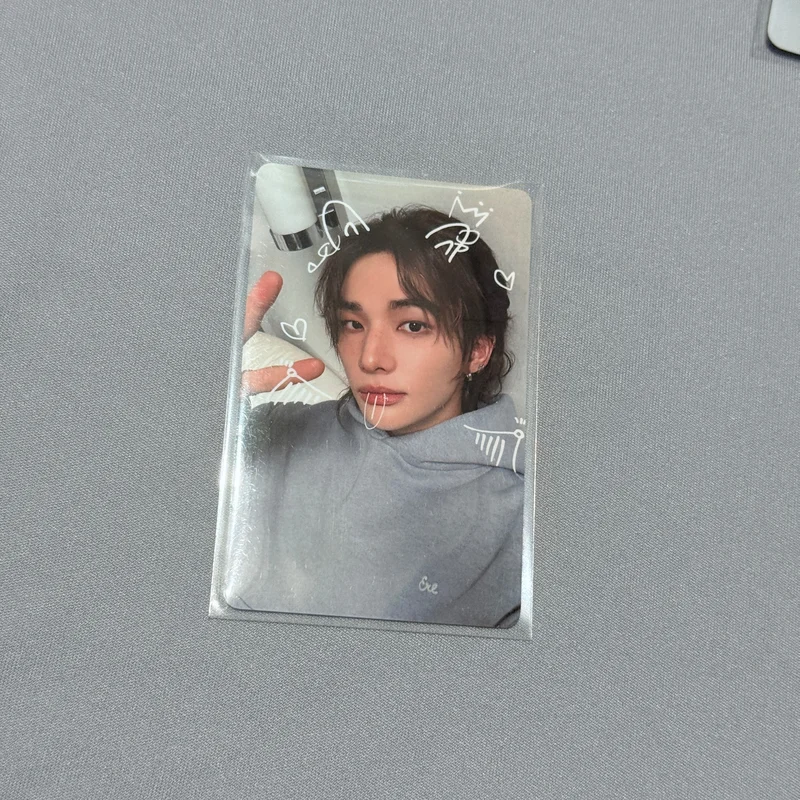 Stray Kids World Tour [RUN IT JAPAN] POPUP STORE REWARD