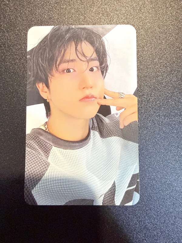 Stray Kids World Tour dominATE : celebrATE REWARD