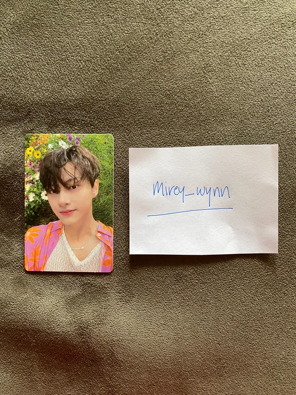 Sector 17 - Compact Jun Photocard