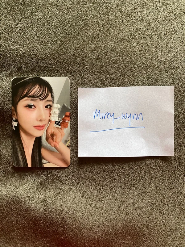 2023 SG - DC Store Yoohyeon POB Photocard