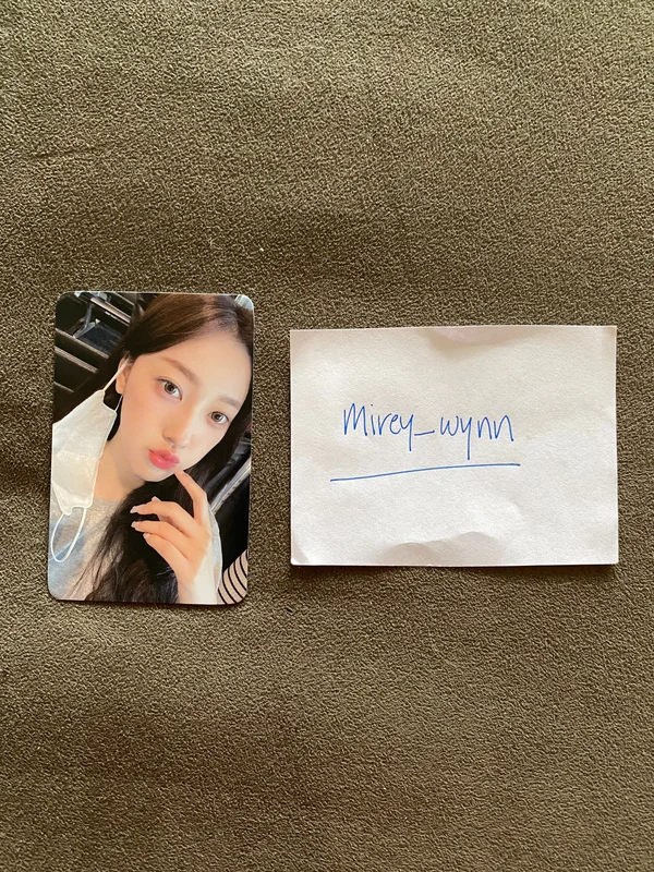 LOONATHEWORLD World Tour - Choerry Trading Card