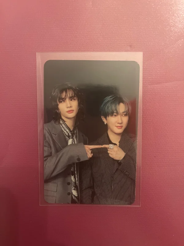 HYUNJIN & BINNIE (HOP) Barnes & Noble Exclusive