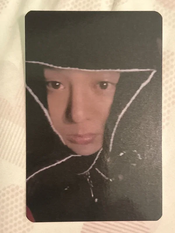G-DRAGON 2025 WORLD TOUR [bermensch] PHOTOCARD PACK
