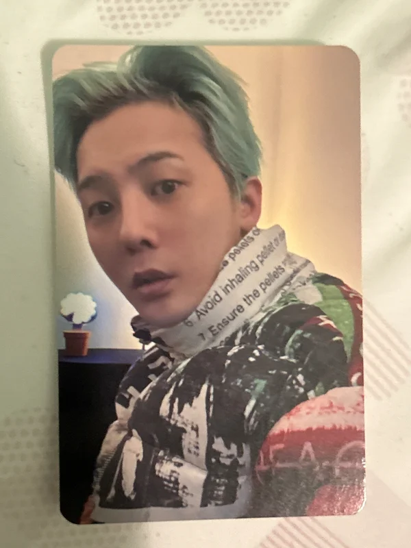 G-DRAGON 2025 WORLD TOUR [bermensch] PHOTOCARD PACK