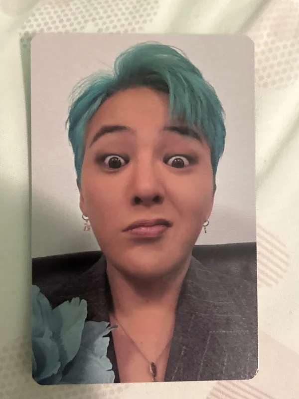 G-DRAGON 2025 WORLD TOUR [bermensch] PHOTOCARD PACK