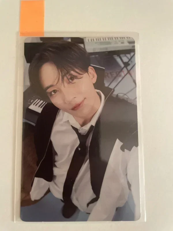 17 IS RIGHT HERE WEVERSE - Jeonghan