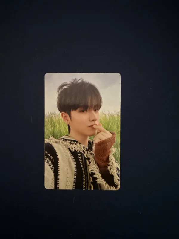 1st EP [WHY..] MOODY ver.